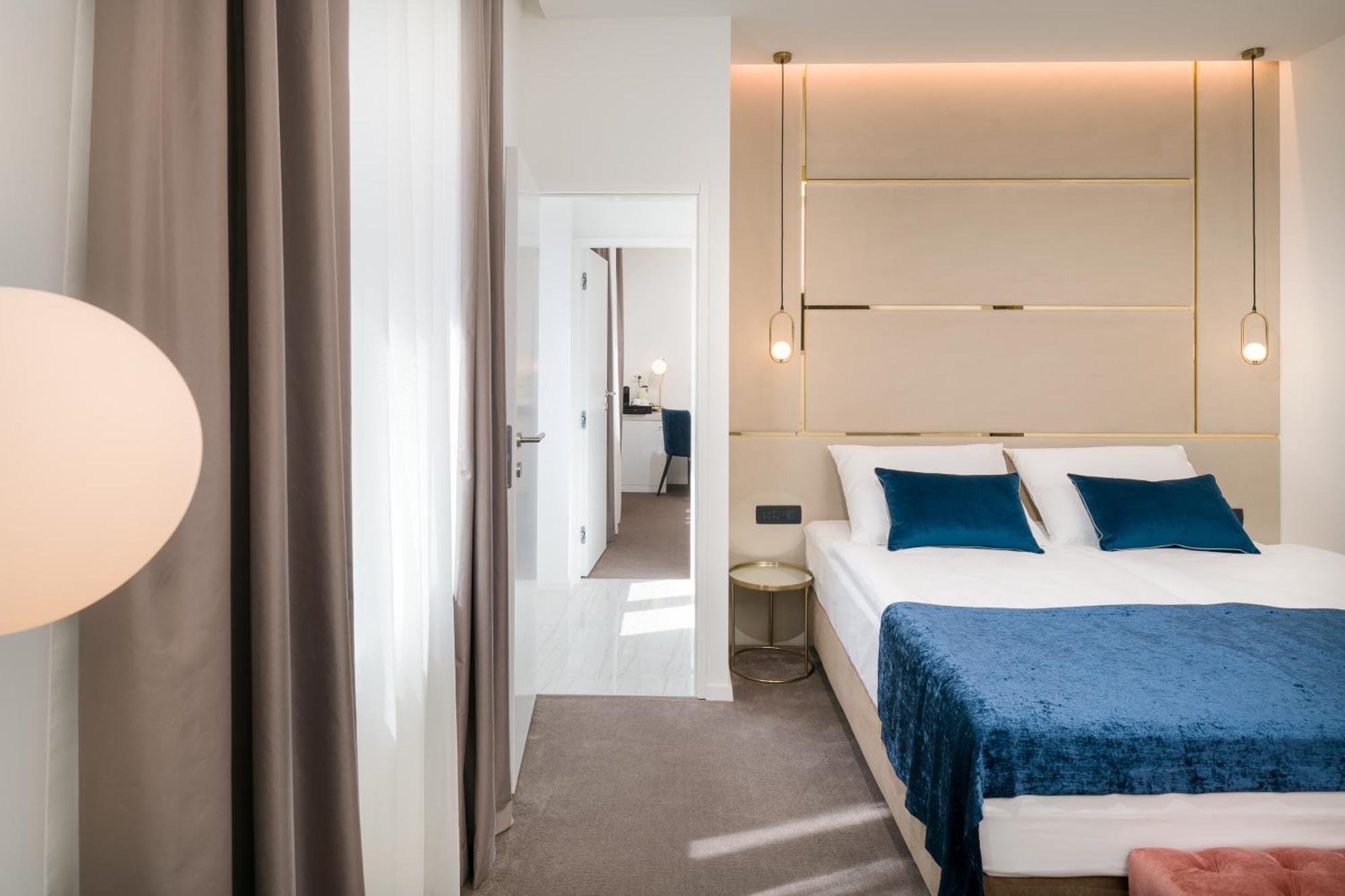Flos Luxury Rooms Split Bagian luar foto